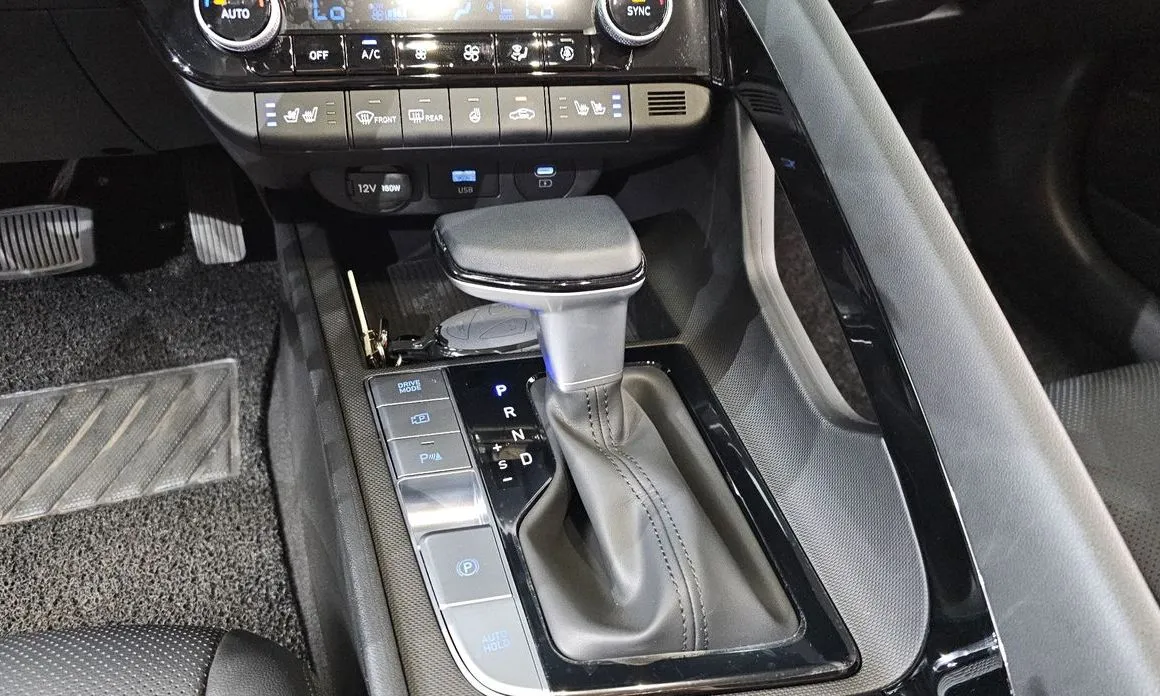 Hyundai AVANTE — фото 2