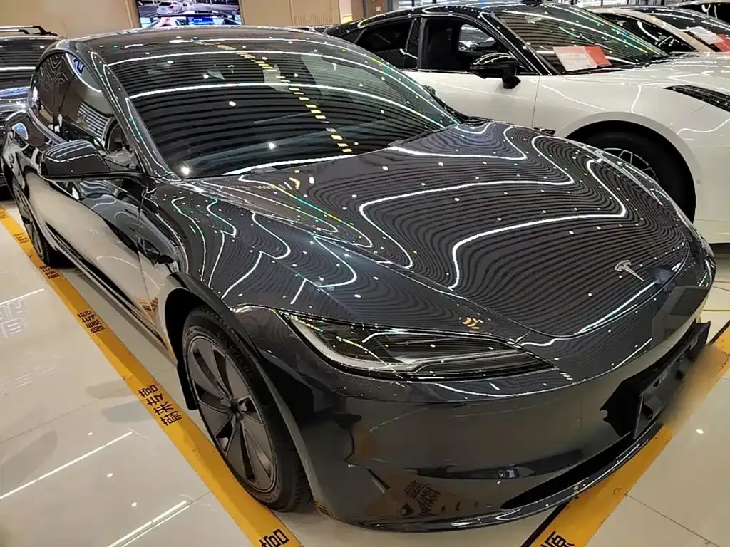 Tesla Model 3 — фото 5