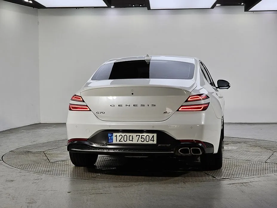 Genesis G70 — фото 10
