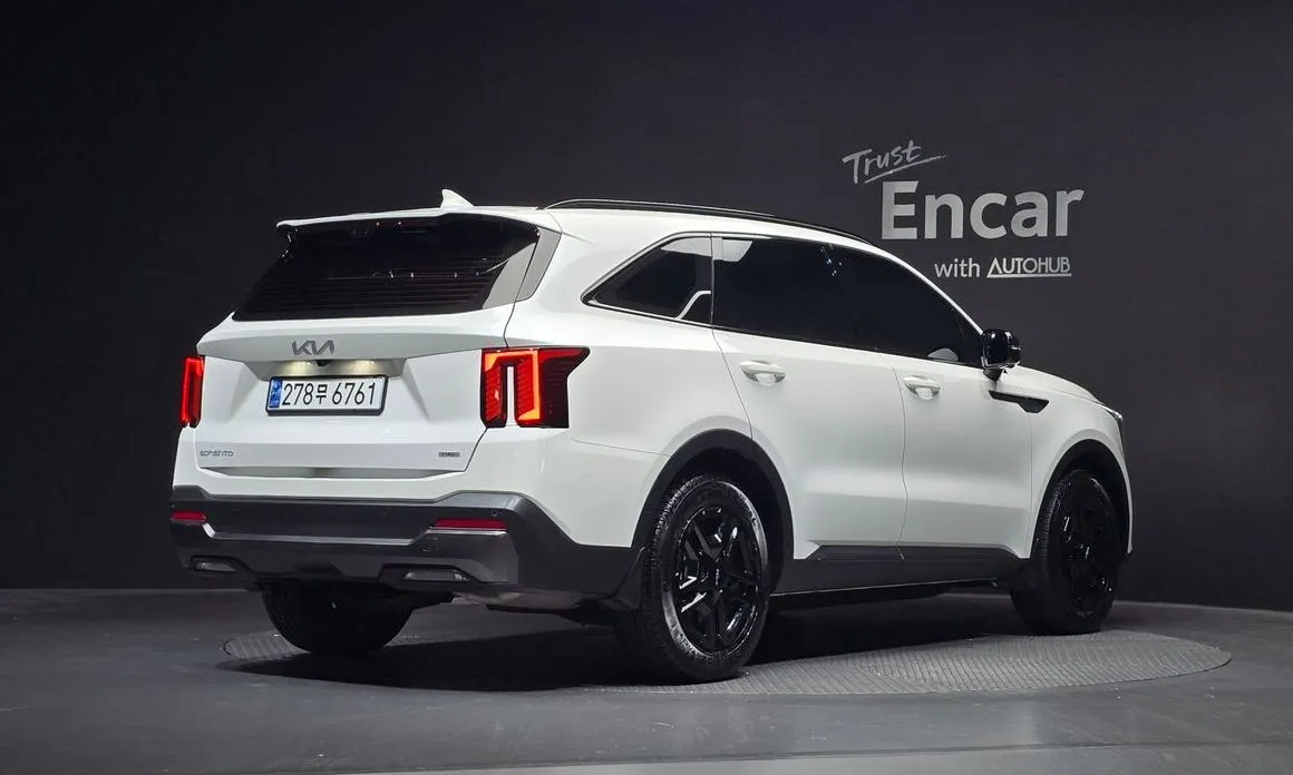 Kia Sorento — фото 5