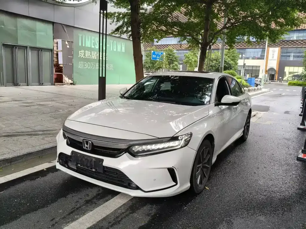 Honda Inspire — фото 1