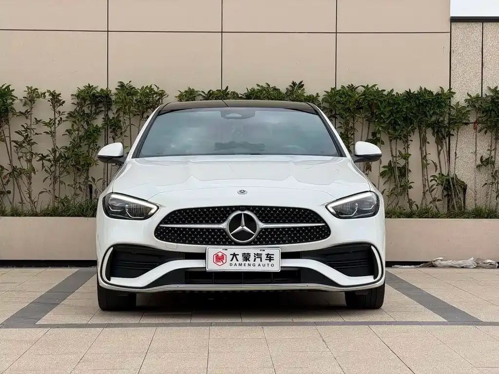 Mercedes-Benz C-Class — фото 7