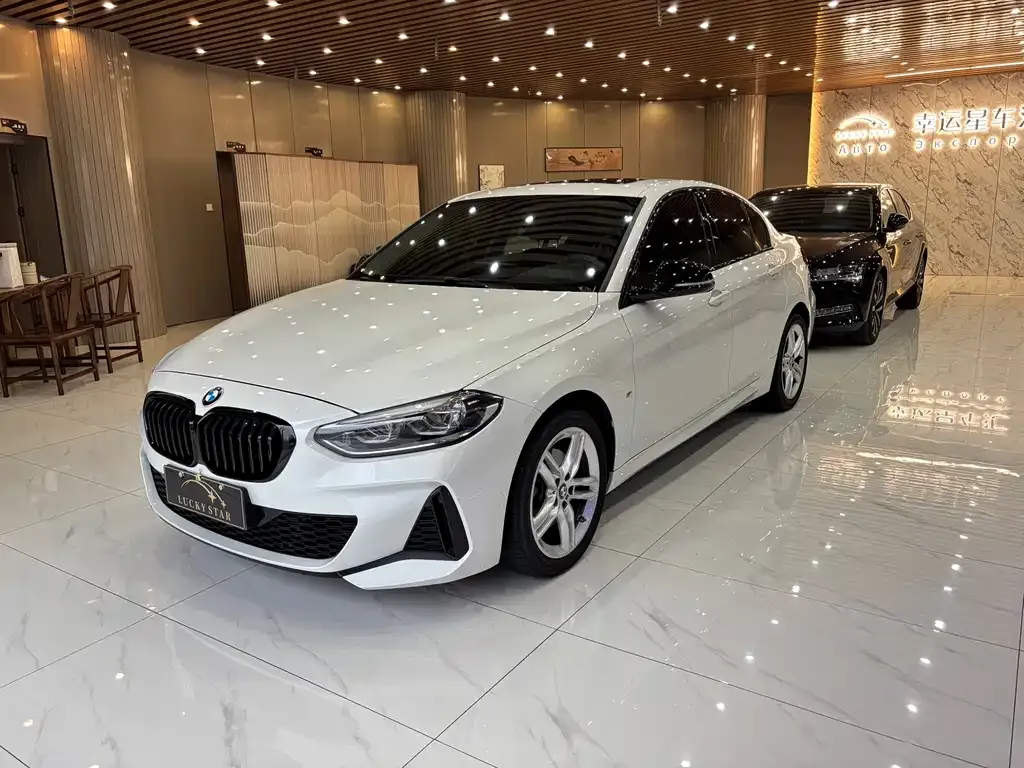 BMW 1 Series — фото 1