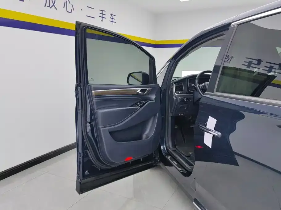 GAC Motor Trumpchi M8 — фото 3