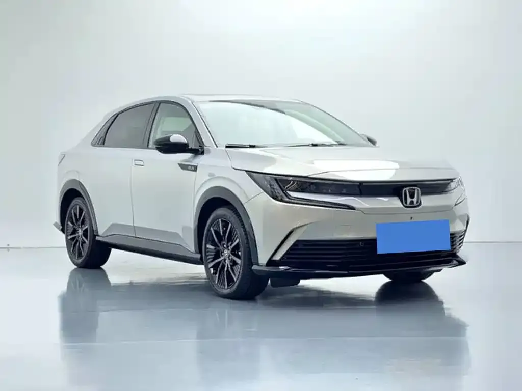 Honda e:NP2 — фото 10