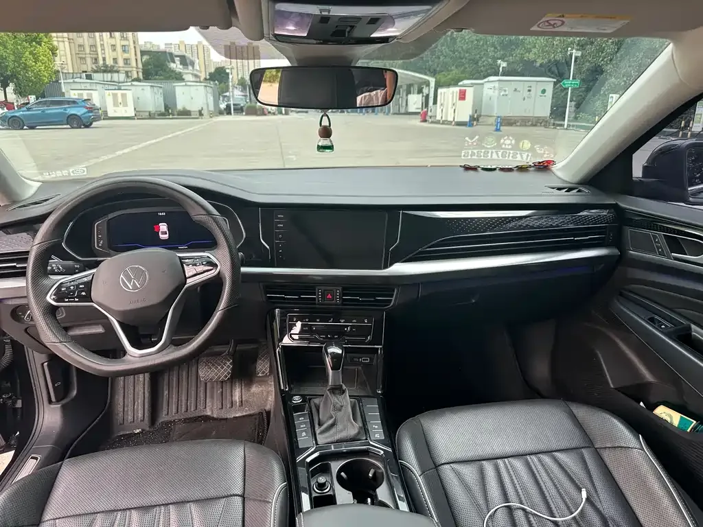 Volkswagen Passat — фото 9