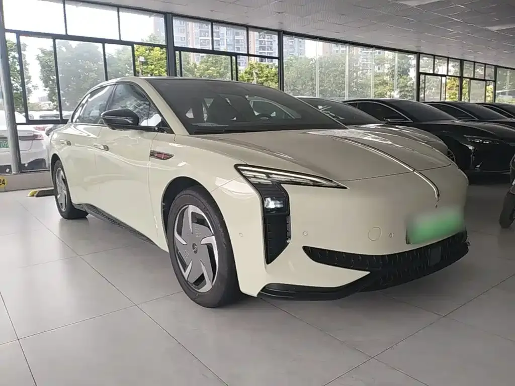 Hongqi EH7 — фото 7