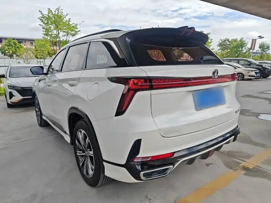 Changan CS75PLUS — фото 10