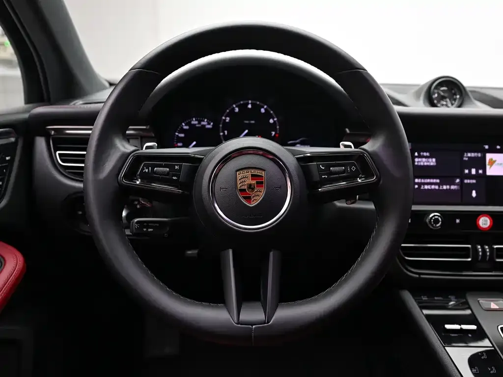 Porsche Macan — фото 8