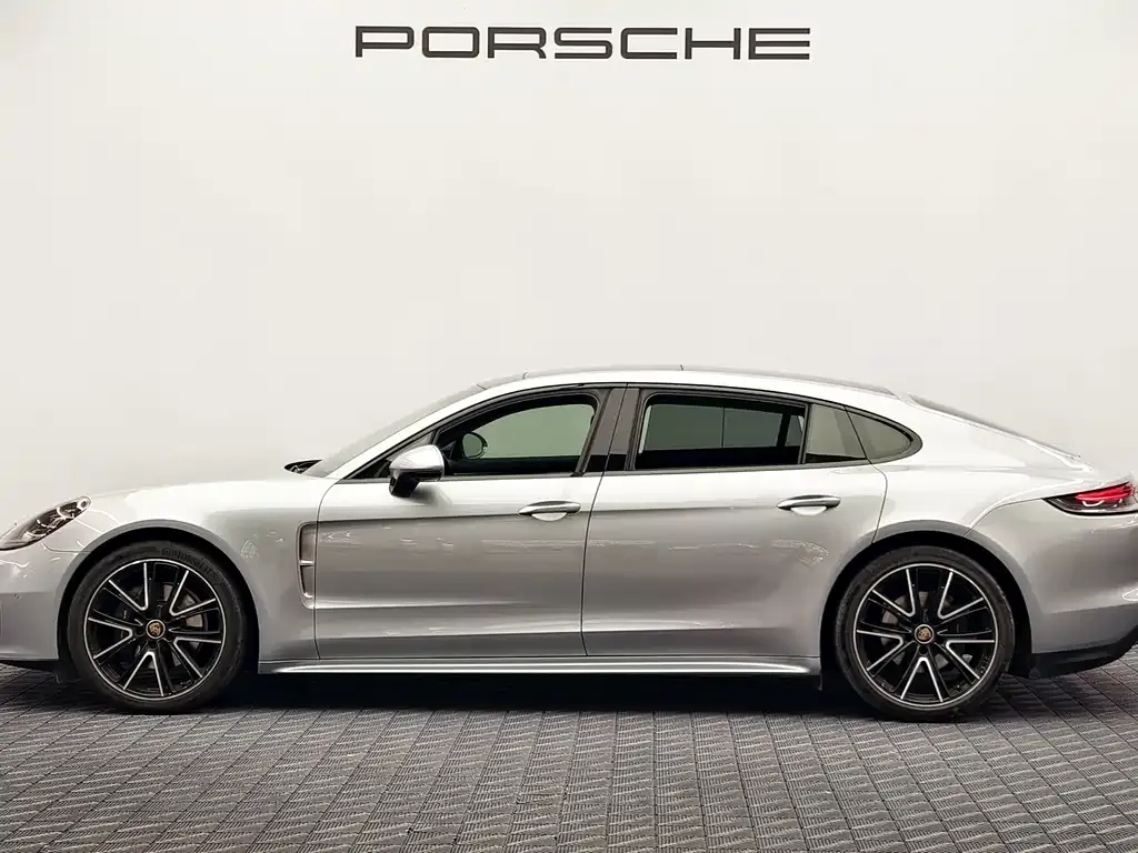 Porsche Panamera — фото 4