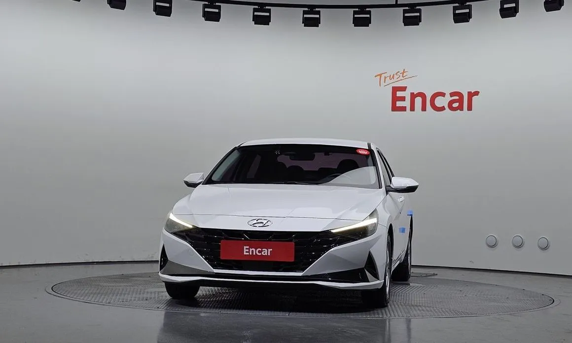 Hyundai AVANTE — фото 2