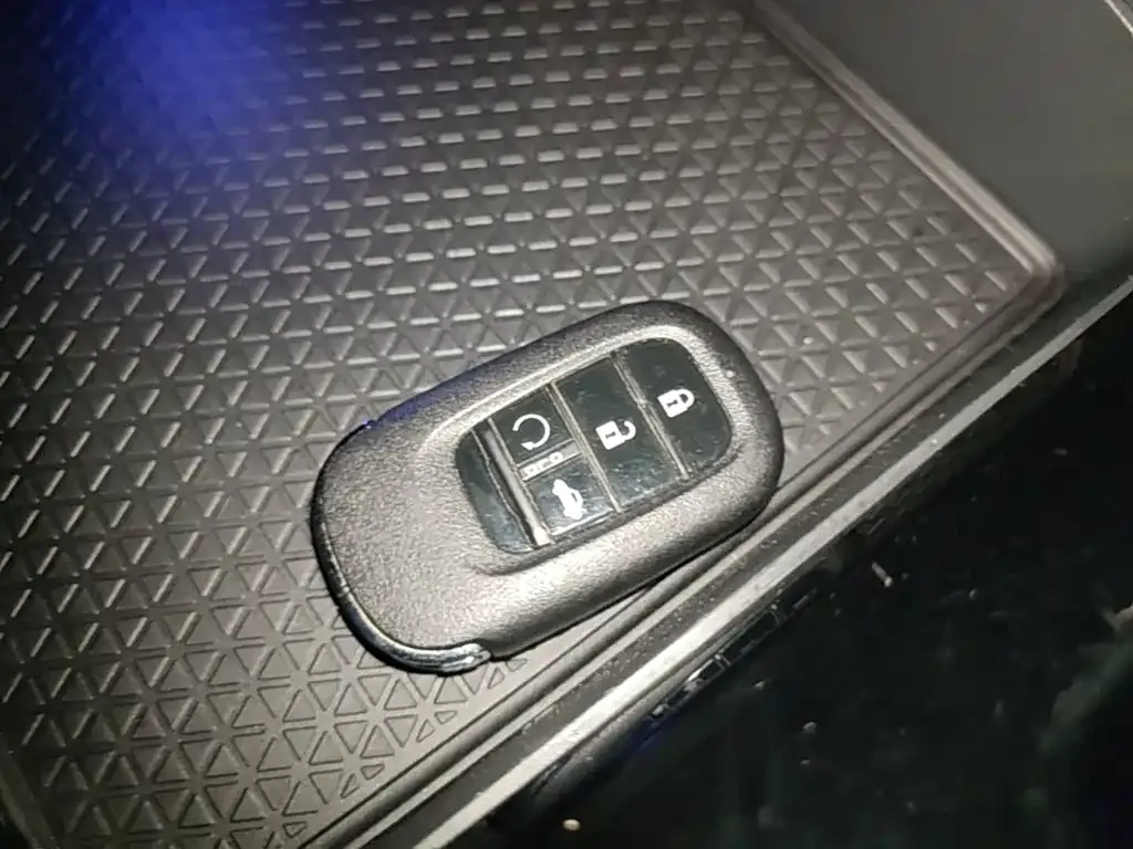 Honda Accord — фото 10