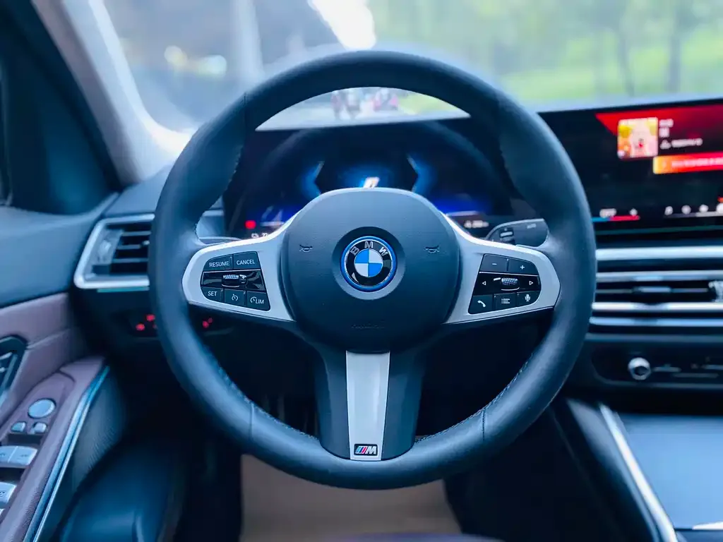 BMW i3 — фото 3
