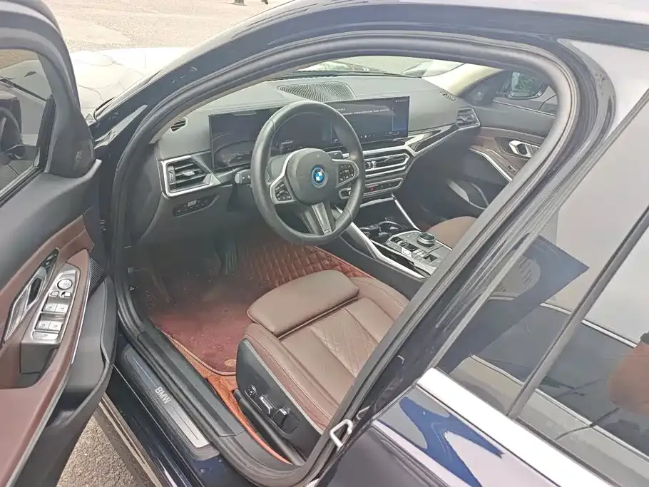 BMW i3 — фото 10