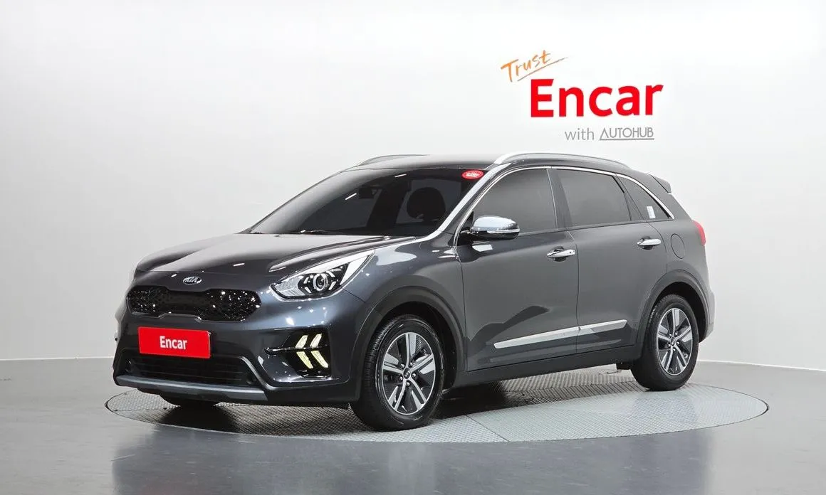 Kia Niro — фото 1