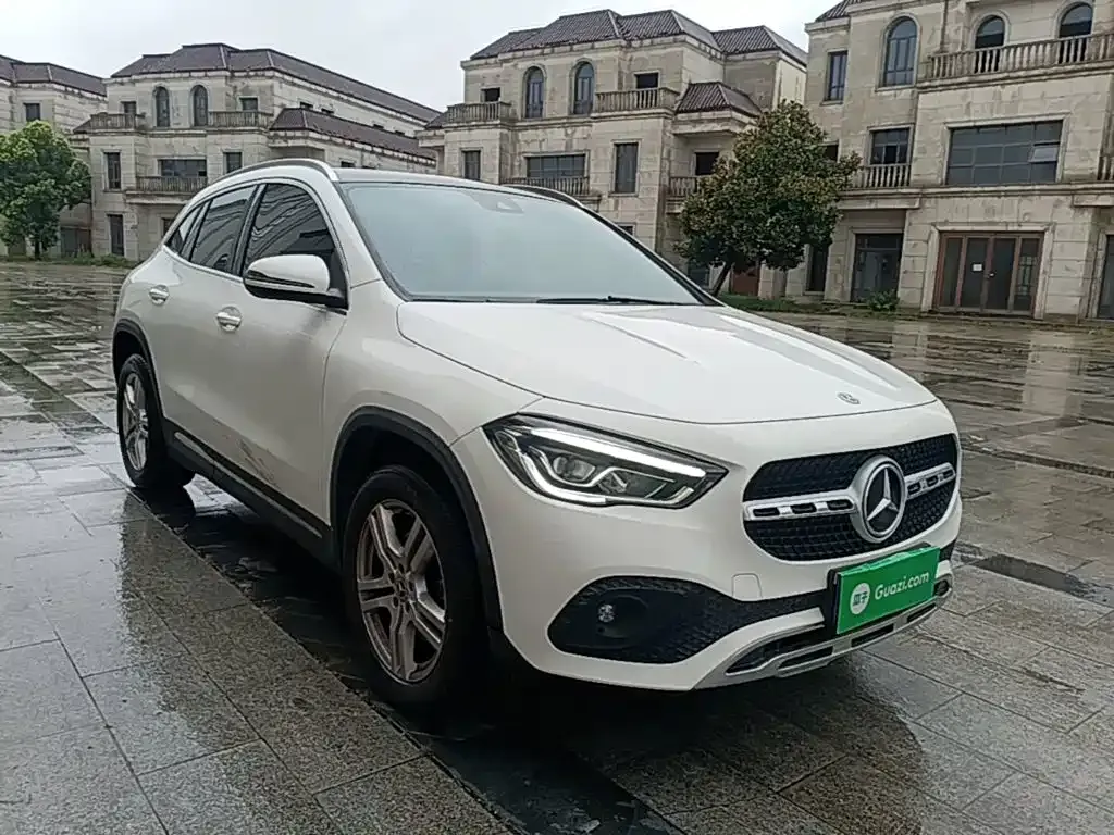 Mercedes-Benz GLA — фото 8