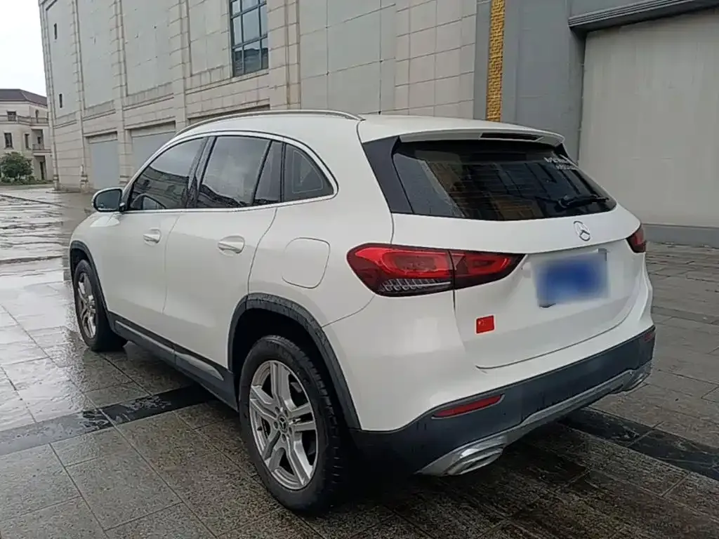 Mercedes-Benz GLA — фото 10