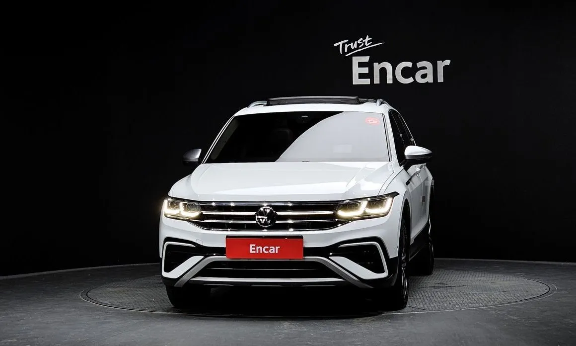 Volkswagen Tiguan — фото 1