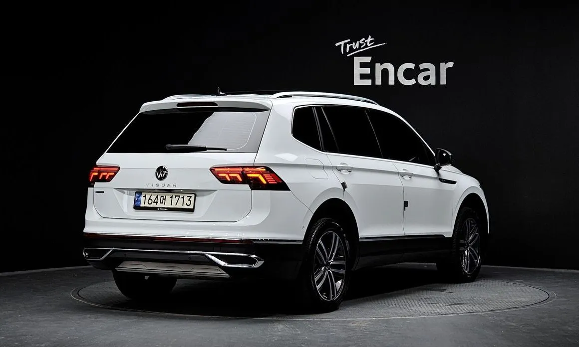 Volkswagen Tiguan — фото 2