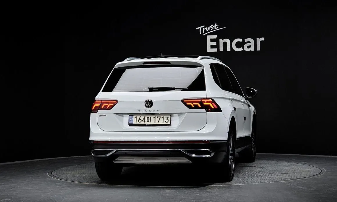 Volkswagen Tiguan — фото 5