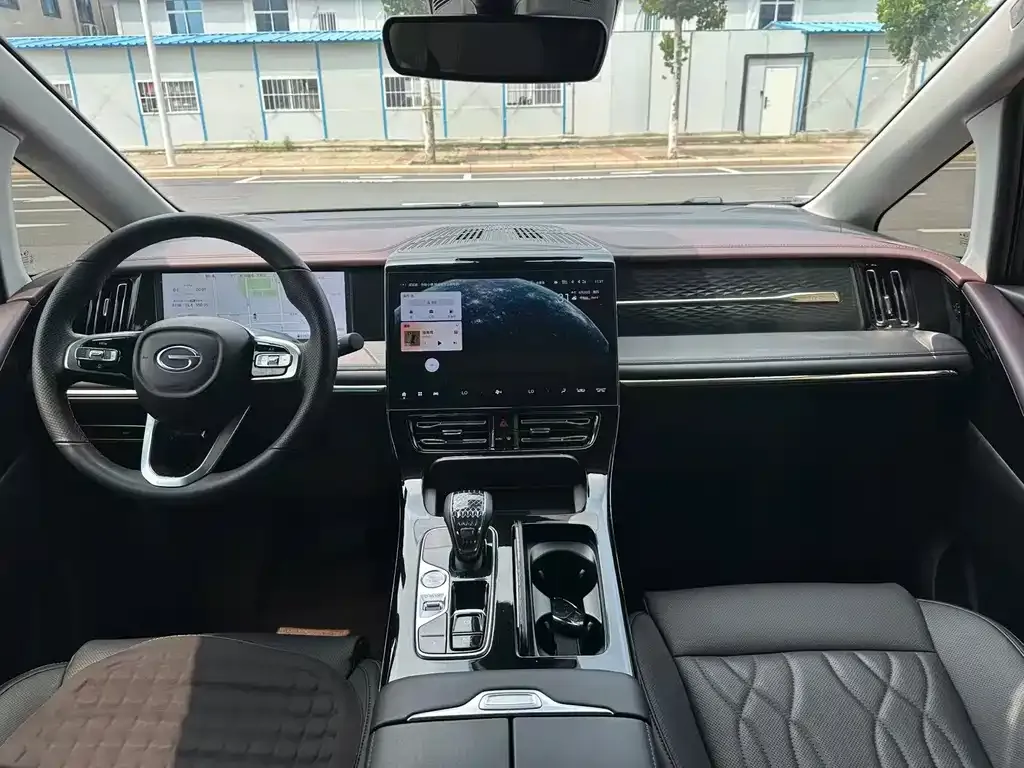 GAC Motor Trumpchi M8 — фото 3