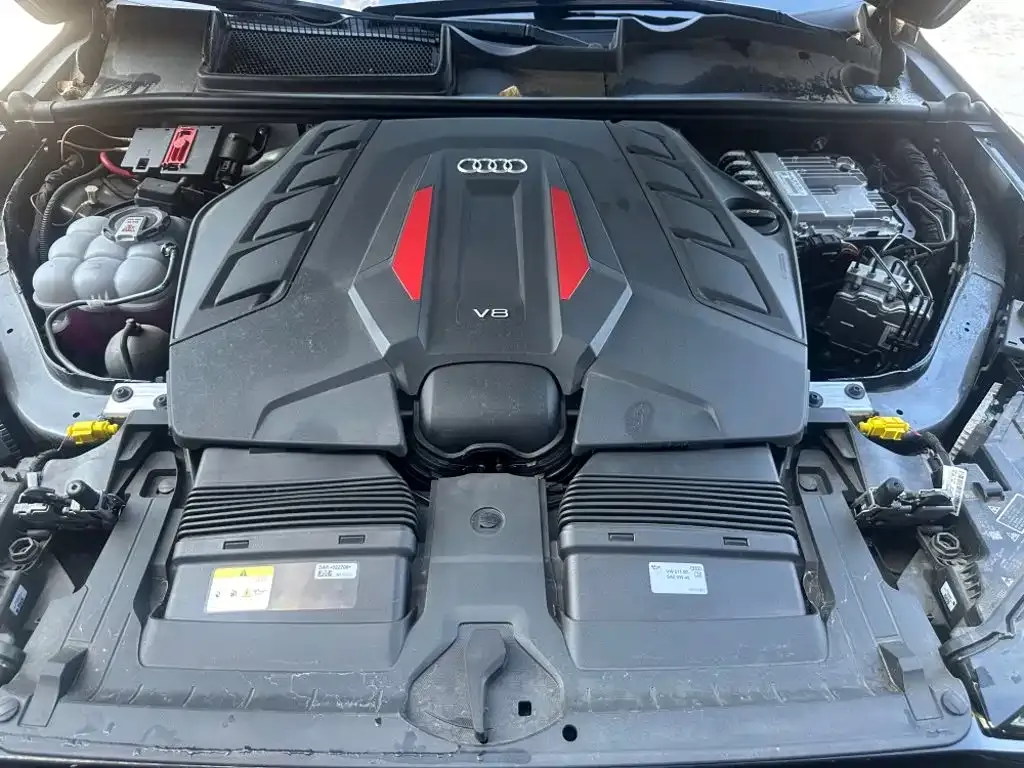 Audi SQ7 — фото 10