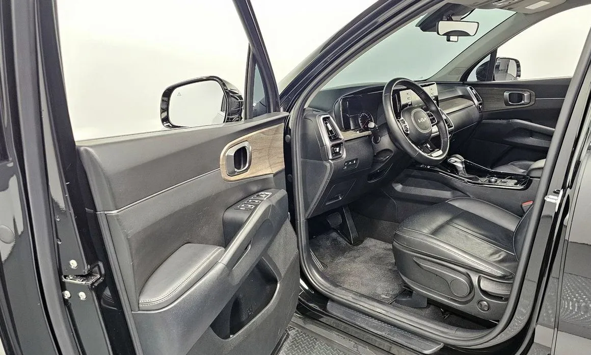 Kia Sorento — фото 8