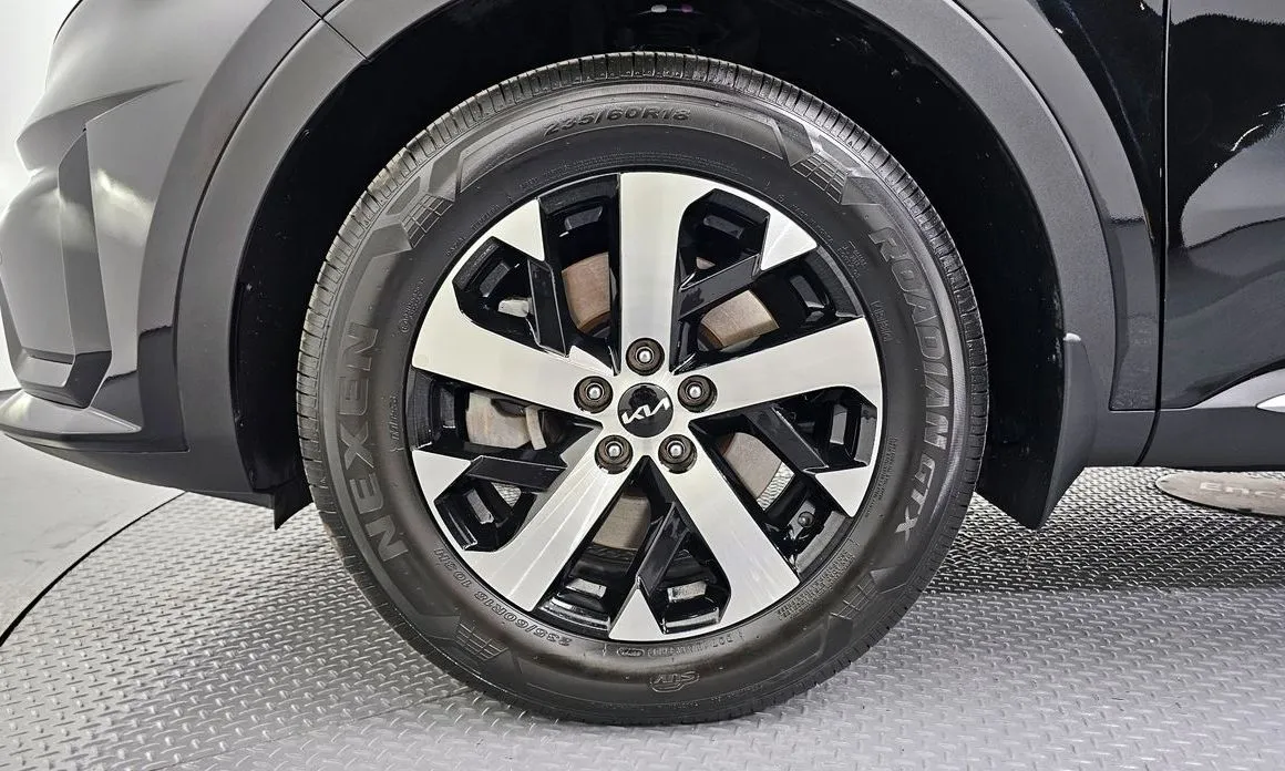 Kia Sorento — фото 5