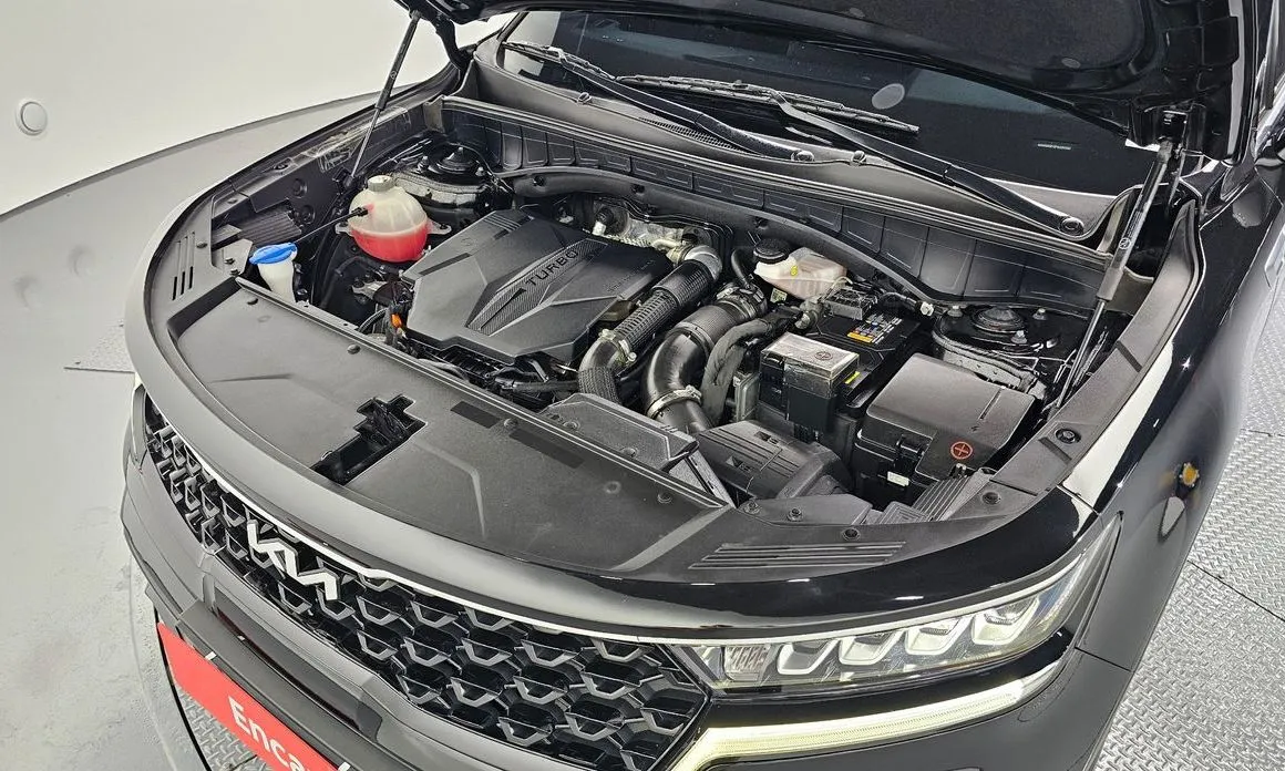 Kia Sorento — фото 10