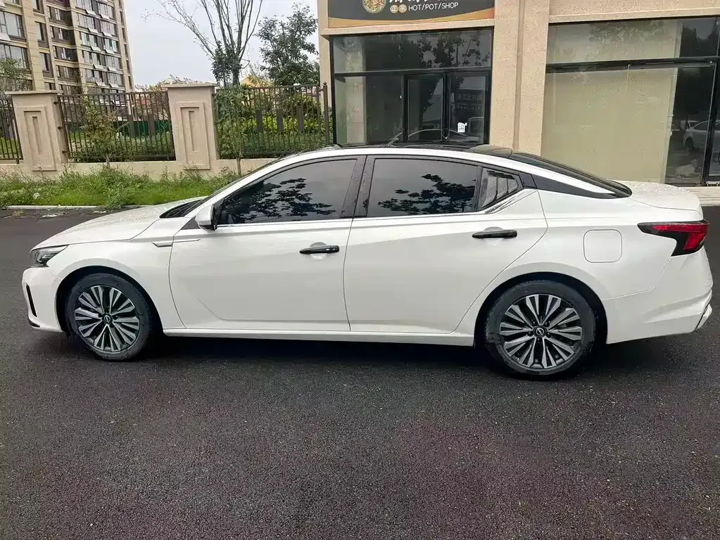 Nissan Teana — фото 8