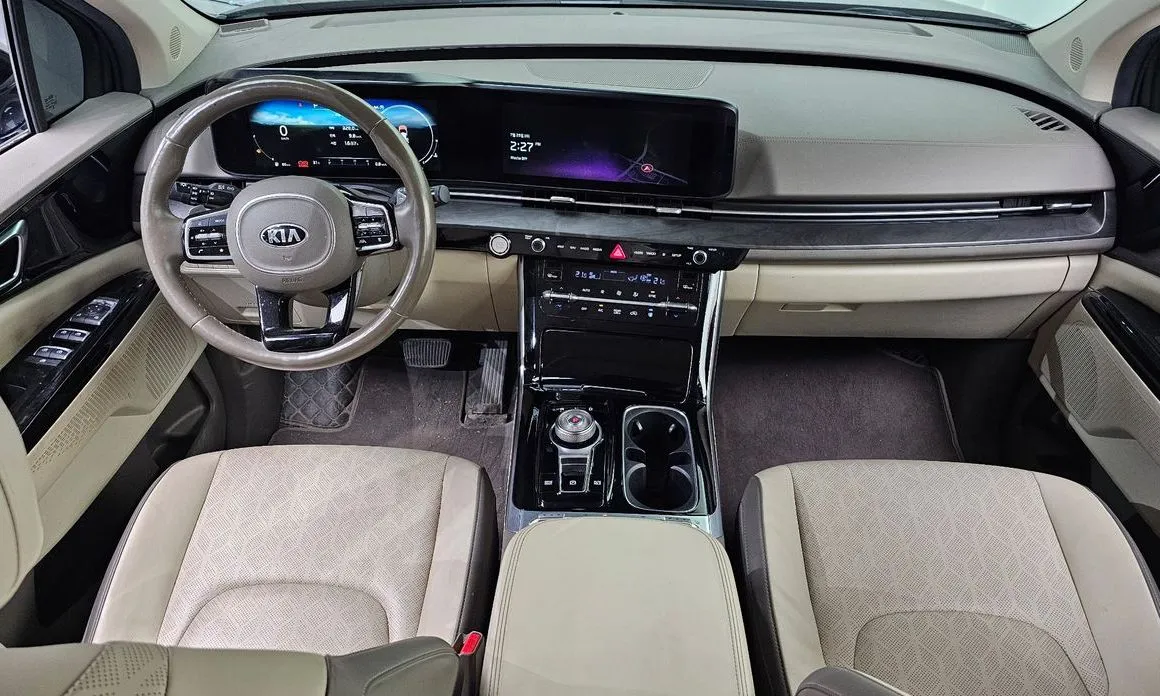 Kia Carnival — фото 9