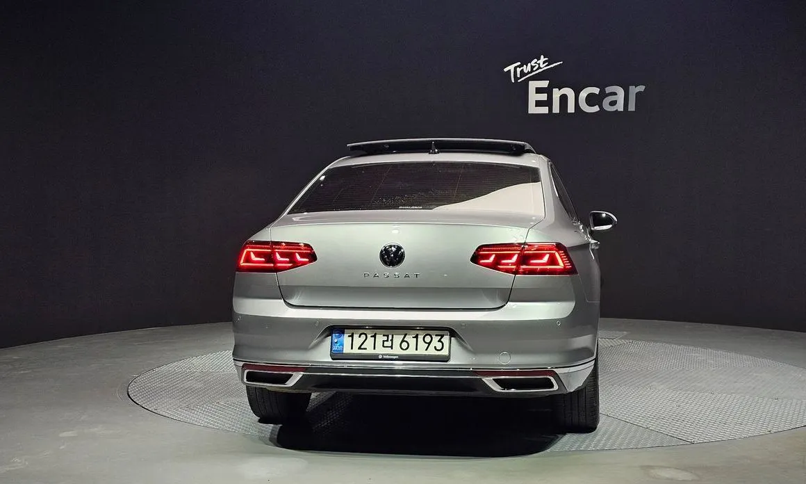 Volkswagen Passat — фото 4