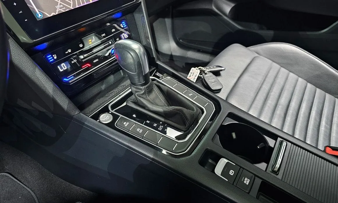 Volkswagen Passat — фото 7
