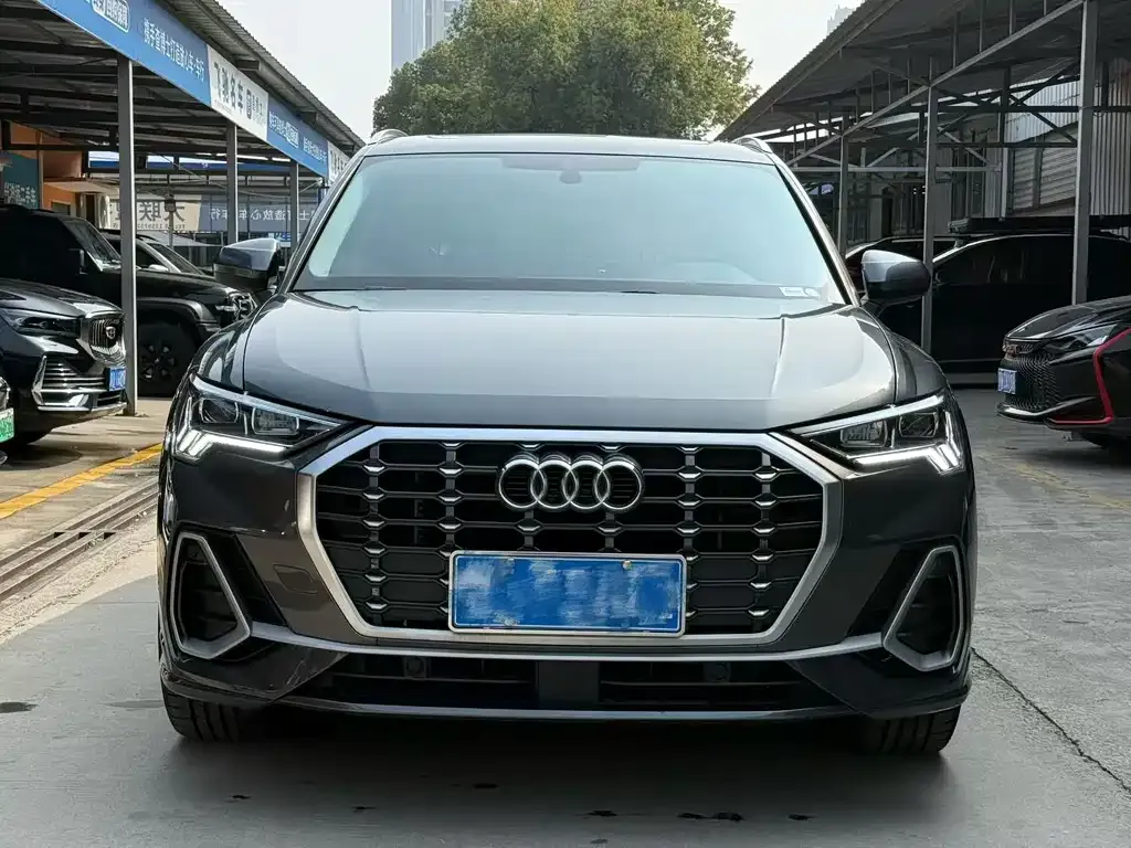 Audi Q3 — фото 3