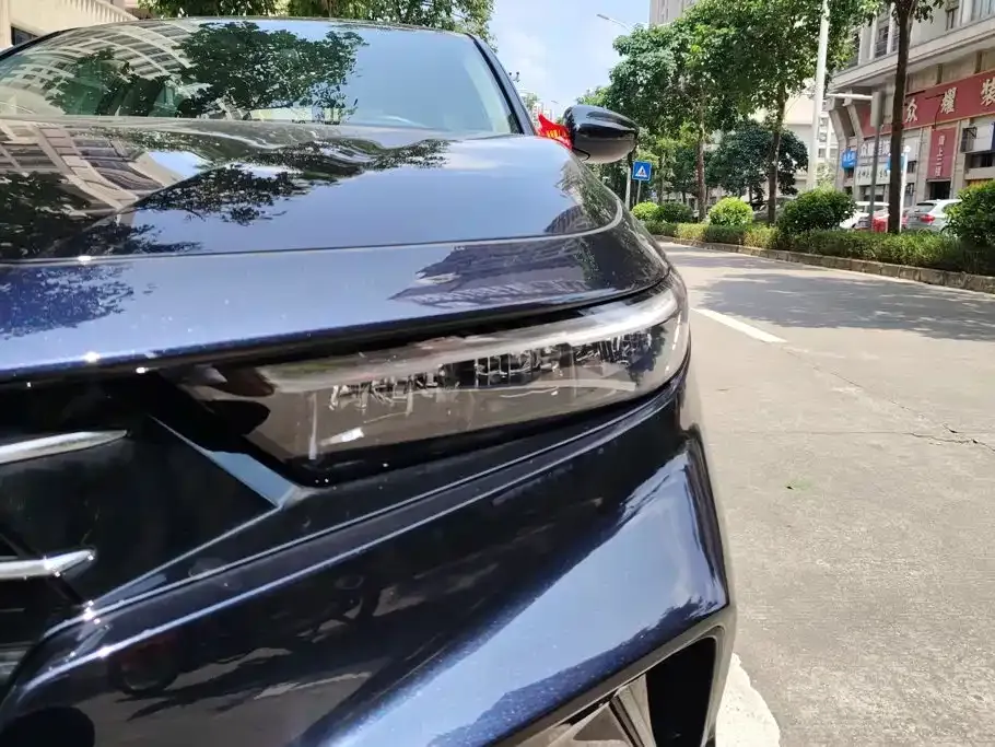 Honda Accord — фото 9