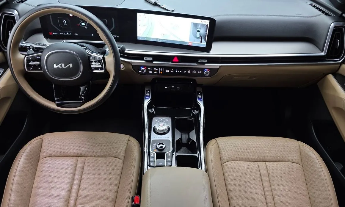 Kia Sorento — фото 10