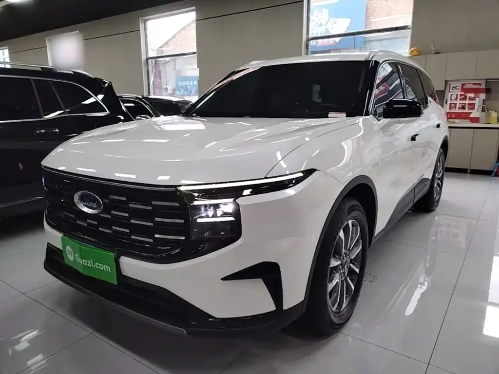 Ford Edge — фото 1