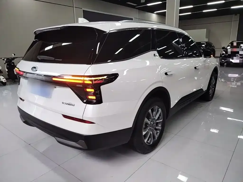 Ford Edge — фото 5