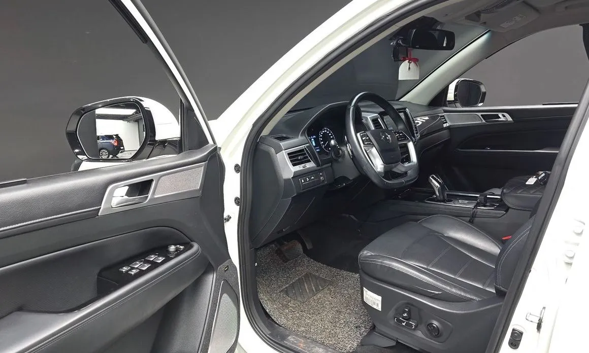KG Mobility (Ssangyong) Rexton — фото 10