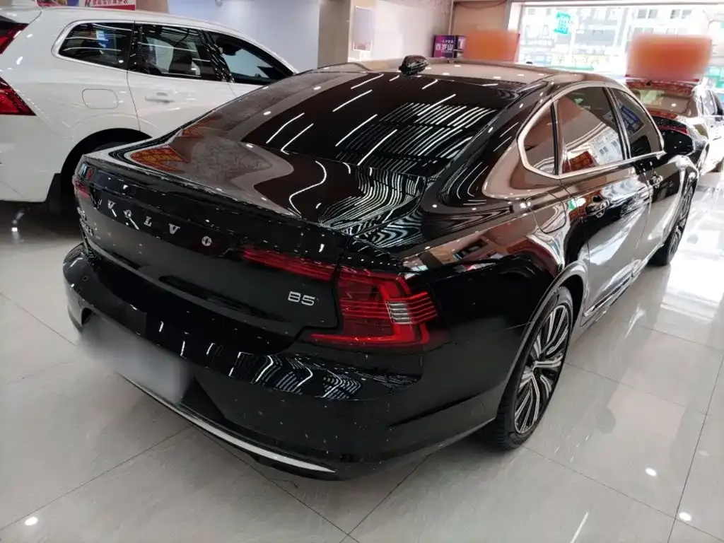 Volvo S90 — фото 4