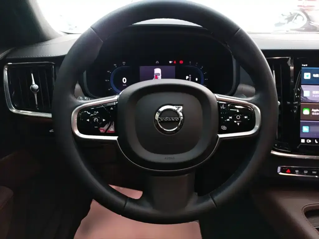 Volvo S90 — фото 2