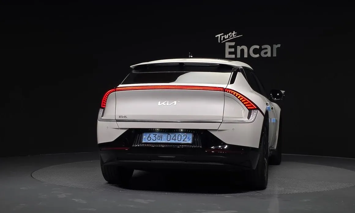 Kia EV6 — фото 2