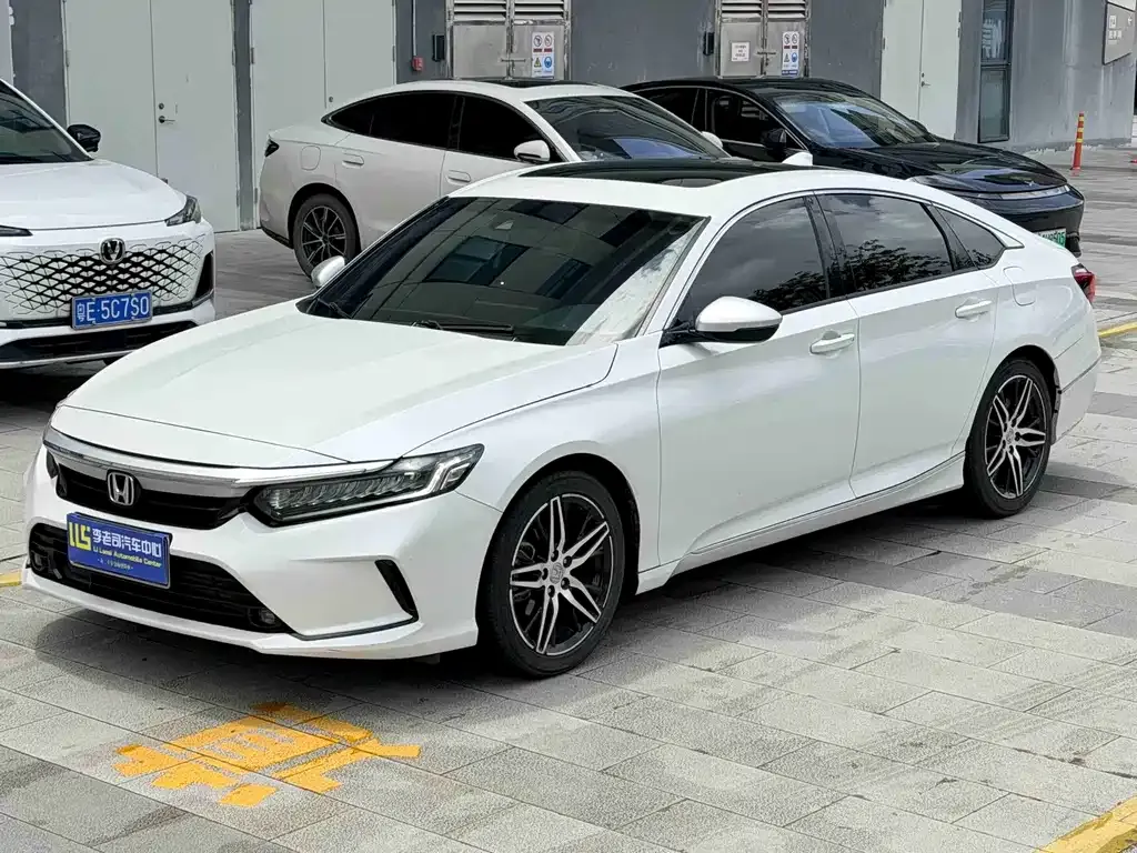 Honda Inspire — фото 1