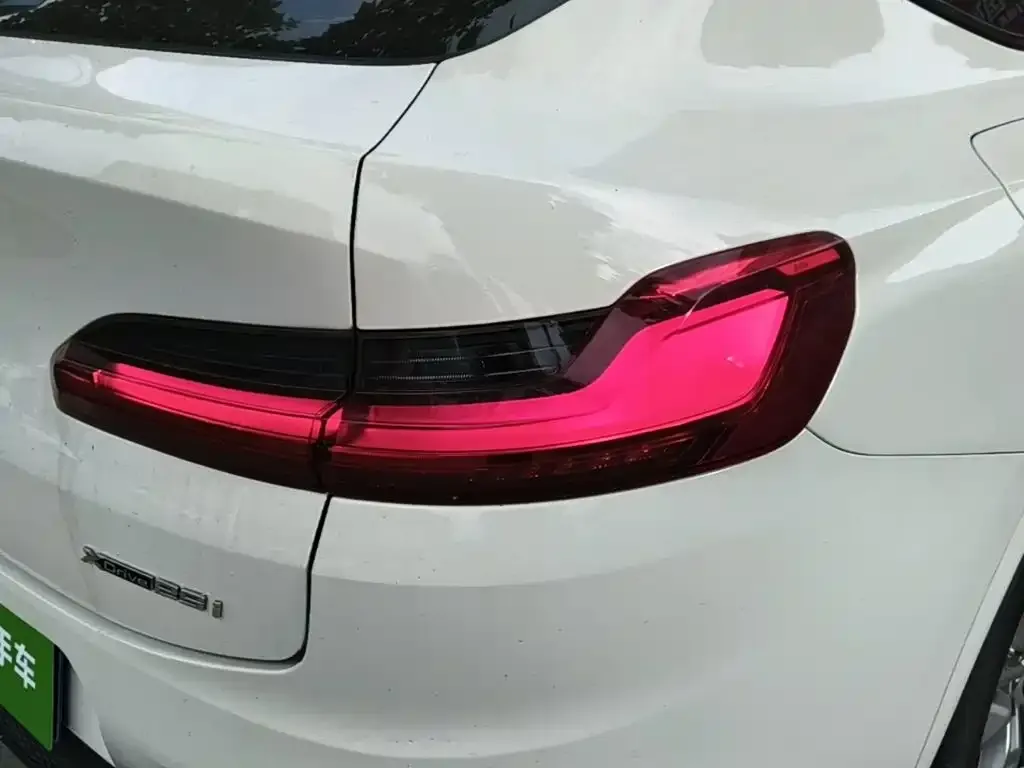 BMW X4 — фото 2