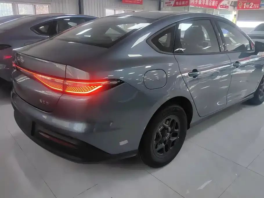 BYD Seal 05 DM-i — фото 4