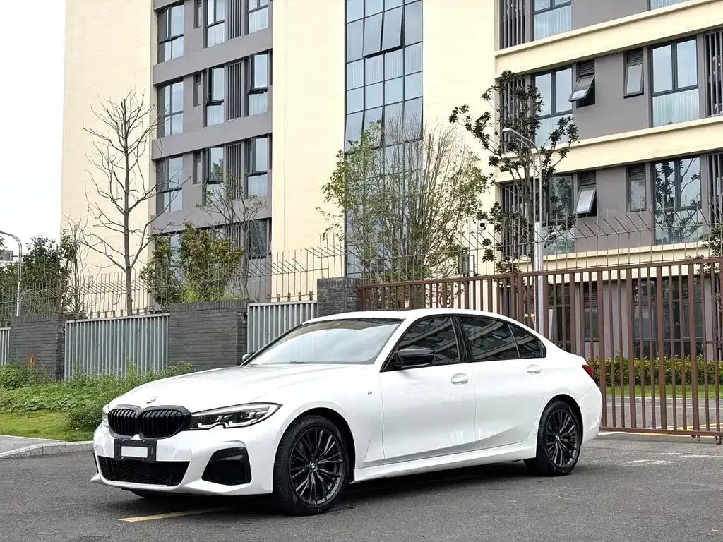 BMW 3 Series — фото 1
