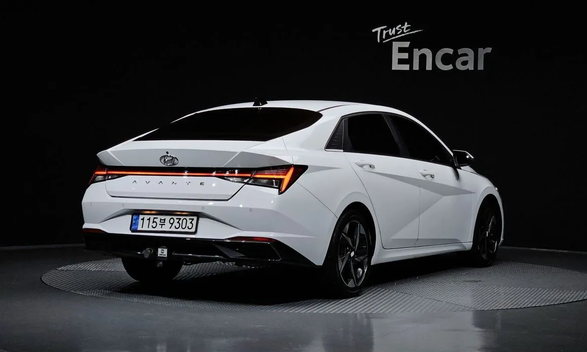 Hyundai AVANTE — фото 4