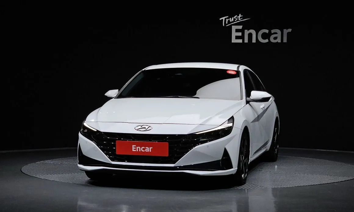 Hyundai AVANTE — фото 3