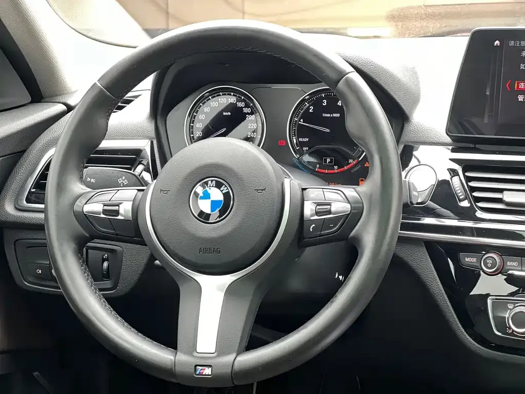 BMW 1 Series — фото 10