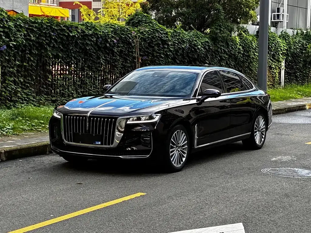 Hongqi H9 — фото 1